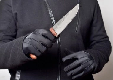 Мъж заплашвал с нож деца по време на Хелоуин в София