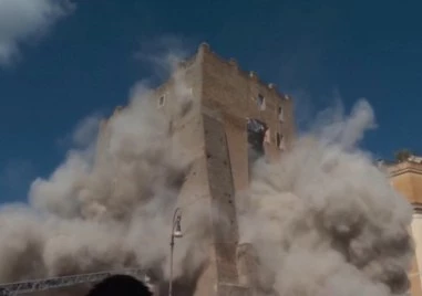 Почина работникът, изваден изпод руините на рухналата историческа кула в Рим