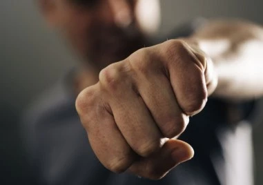 Със счупен череп е жената, ударена от шофьор след лека катастрофа в София