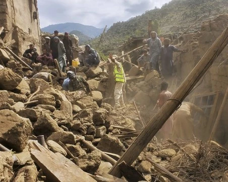 27 са жертвите от силното земетресение в Афганистан