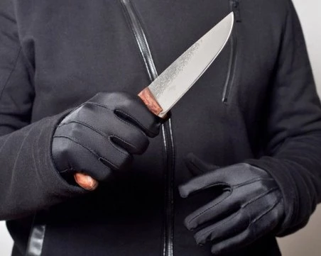 Мъж заплашвал с нож деца по време на Хелоуин в София