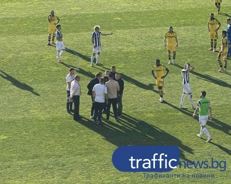 Шефът на ДК на БФС: Действията на съдията в Дербито бяха адекватни, опитал се е да продължи мача