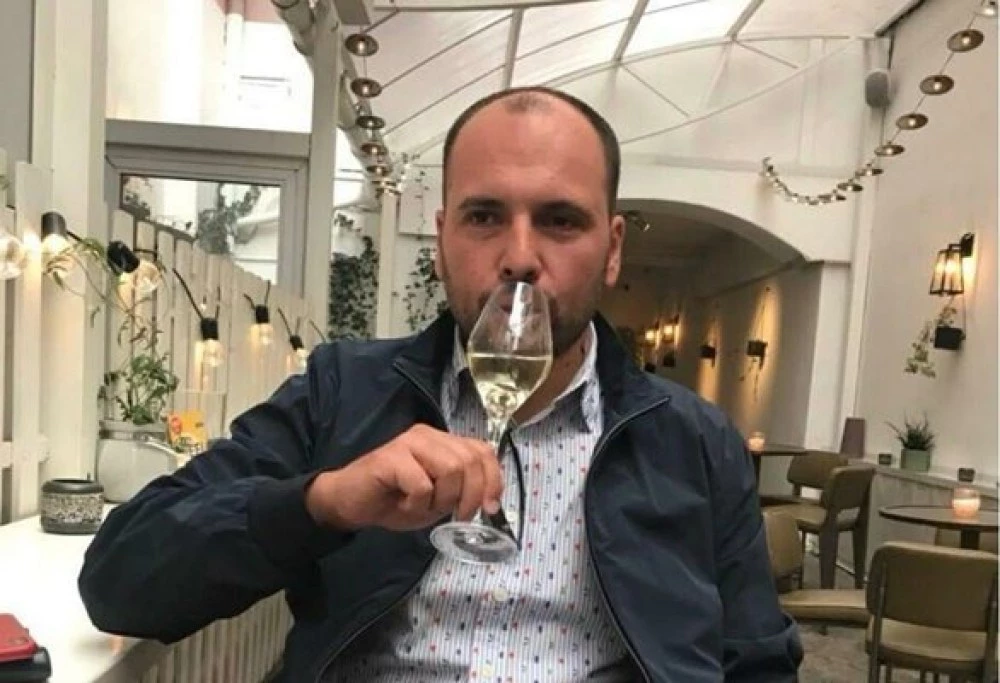 Филип Маркулиев, помел шест автомобила в София, е шофирал чужда кола с 1,52 промила алкохол в кръвта