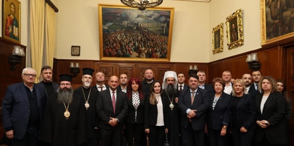 Патриархът се срещна с БСП – обсъдиха предмета „Добродетели и религии