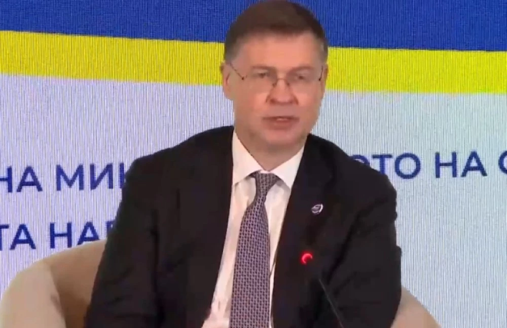 Валдис Домбровскис: България върви по план към приемането на еврото