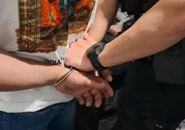 Българин е арестуван при акция по задържане на 3,3 тона кокаин за 250 млн. евро в Нидерландия