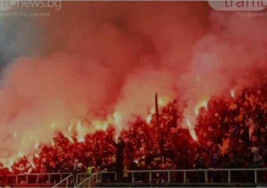 Осъдиха по бързата процедура ученик, натъпкал факла в панталона си преди пловдивското дерби