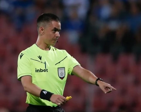 Ботев скочиха срещу съдията за мача с Добруджа, притесняват се от ощетяване