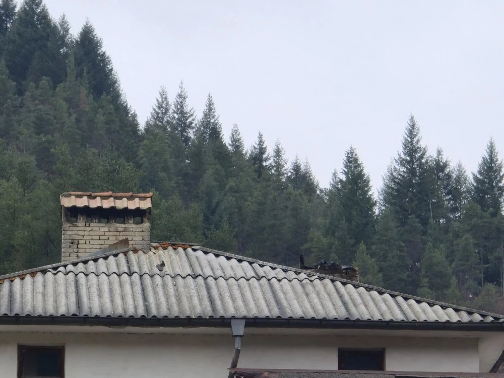 Родопчанин след земетресението: Всичко се люлееше, мислехме, че няма да излезем