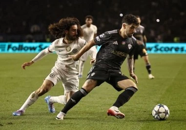 Барселона с грешна стъпка в ШЛ ; Карабах изненада Челси