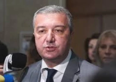 БСП настоява за премахване на плоския данък