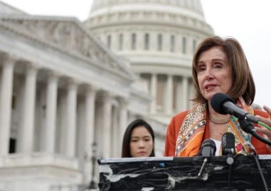 След почти 40 години на политическия връх Нанси Пелоси се оттегля от Конгреса на САЩ