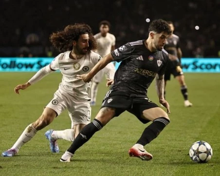 Барселона с грешна стъпка в ШЛ ; Карабах изненада Челси