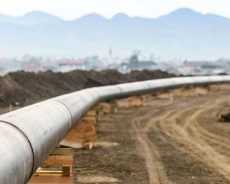 Разбиха канал за кражба на гориво от тръбопровод на „Лукойл