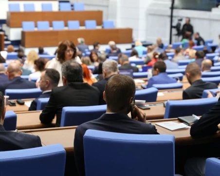 Споровете за Бюджет 2026 г. продължават, не е ясно кога ще го гласува НС