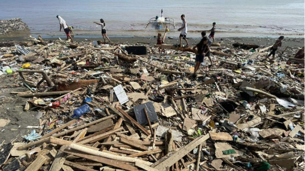 Извънредно положение във Филипините, след като тайфунът 