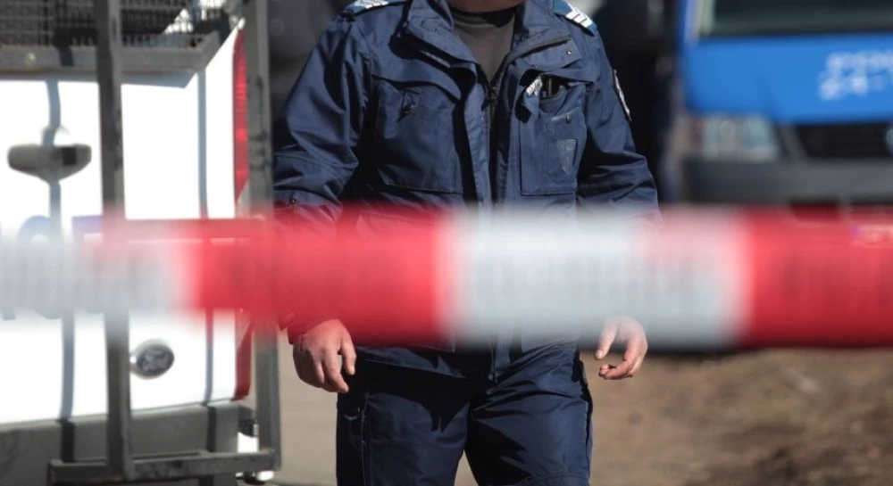 Охранител преби бездомна жена в София, тя почина