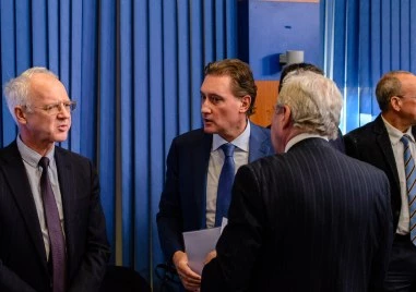 Бизнесът към политиците: Обиждате всички работещи, а те са работодателите ви