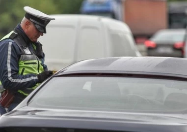 Полицията спипа 17 пияни и 6 дрогирани зад волана