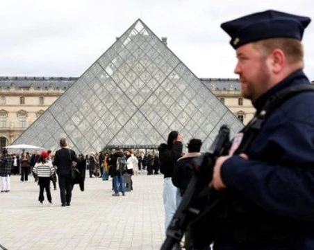 Бивш охранител на музея 