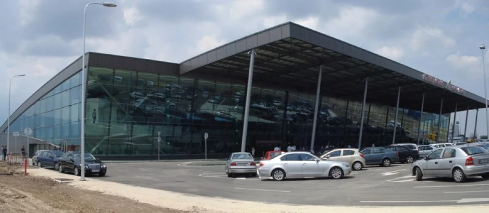 Изникна проблем с парите за жп връзката с летище Пловдив, кметът иска съдействие от депутатите