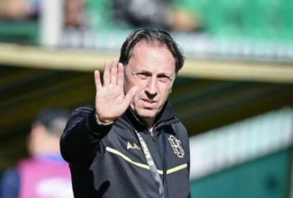 Орела за червения картон: Не знам с каква глупост граничи това, не ме е настъпил в рейса, че да ми се извинява