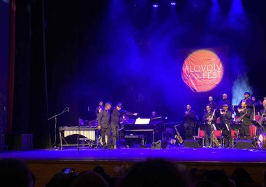 Пловдив отново е джаз! БГ звезди и наследница на писателя Толстой откриха Plovdiv Jazz Fest