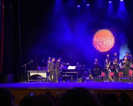 Пловдив отново е джаз! БГ звезди и наследница на писателя Толстой откриха Plovdiv Jazz Fest