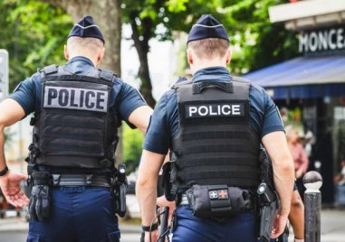 Арестуваха три млади жени, подготвяли атентат в Париж