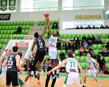Баскетболният Локомотив загуби изненадващо от Ботев Враца