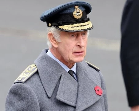 Крал Чарлз Трети оглави церемонията в памет на загиналите във войните