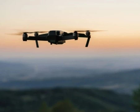 Великобритания с военна подкрепа за Белгия, след като дронове нахлуха във въздушното й пространство