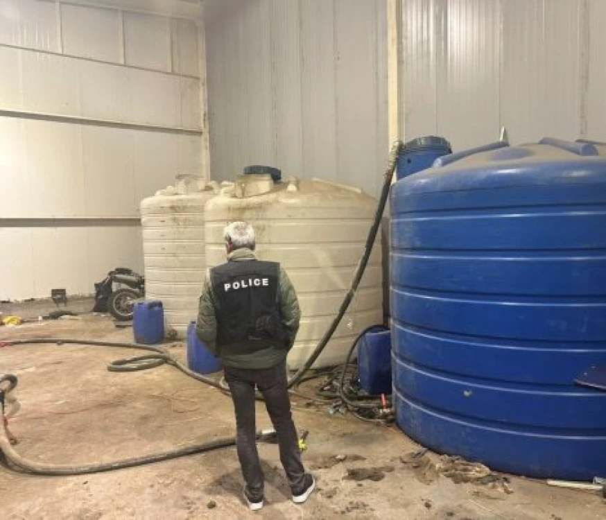 Искат постоянен арест на задържаните за източване на тонове гориво от тръбопровод на 