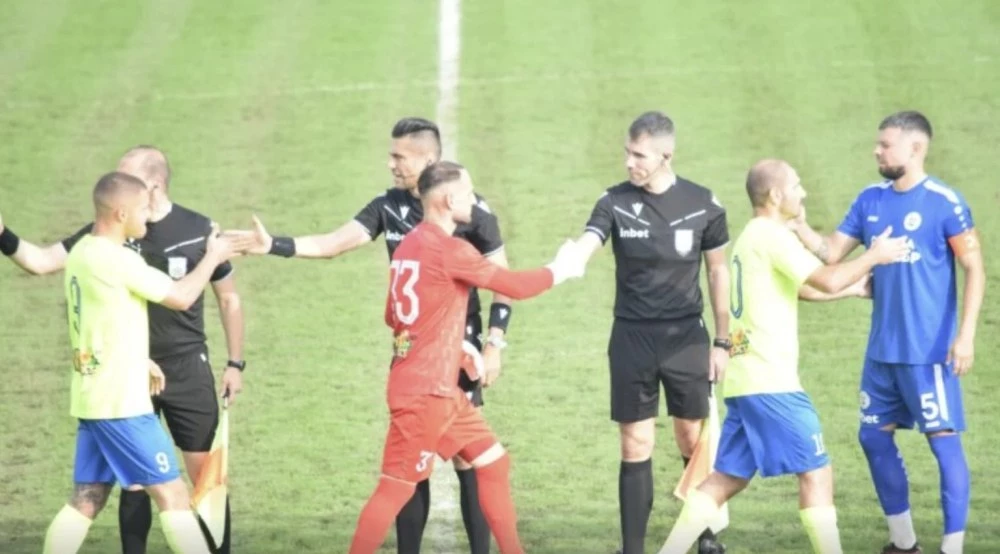 Марица сдаде върха след загуба от Несебър