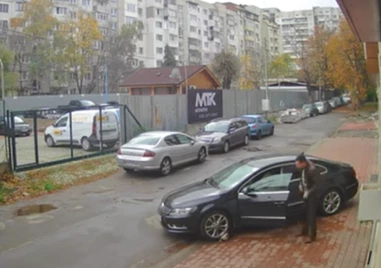 Полицията за мъжа прегазил куче в София: Каза ни, че неволно е направил маневрата