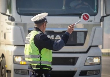 За ден полицията залови 20 пияни и 8 дрогирани водачи