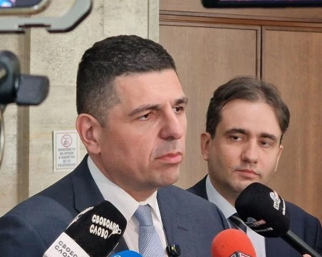 Освен големите заплати! Милиони левове за бонуси в администрацията