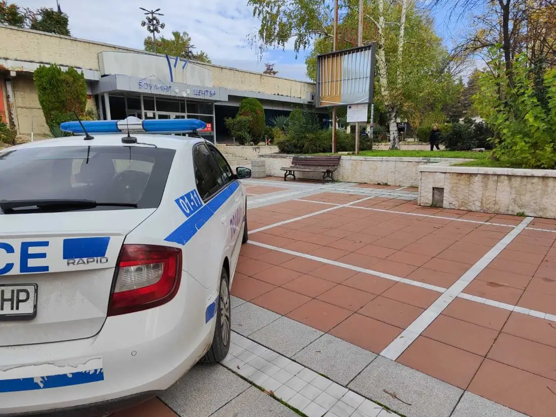 В реанимацията остава жената, намушкана в центъра на Благоевград