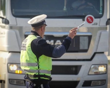 За ден полицията залови 20 пияни и 8 дрогирани водачи