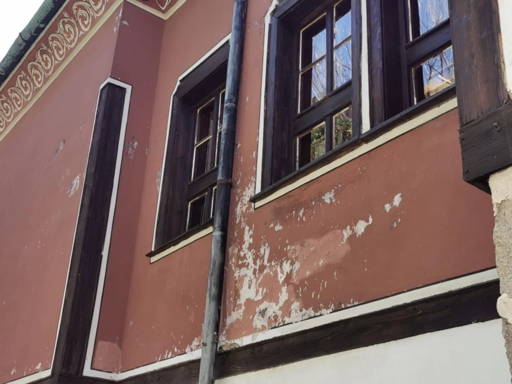 След наша публикация: Министерство на културата изиска бързи действия за спасяването на Балабановата къща