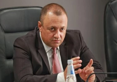 Министър Иванов: Въвеждането на еврото няма да затрудни работата на общините