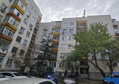 Започва санирането на многоетажна сграда в район „Централен