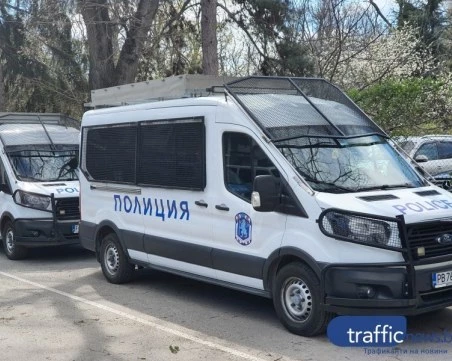 Екшън на пловдивски булевард: 69-годишен среля по кола след катастрофа