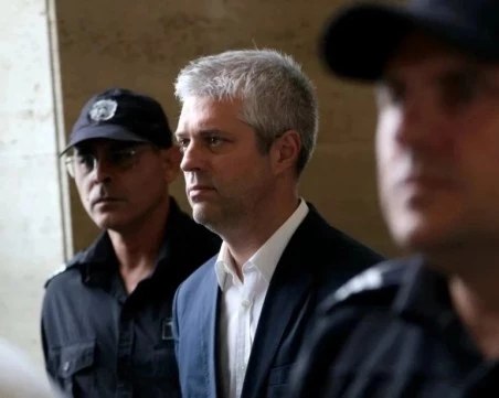 Официално днес изтича разрешеният отпуск на Коцев, очаква се ОИК-Варна да излезе с решение