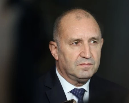 Радев наложи вето за Закона за отбраната и въоръжените сили