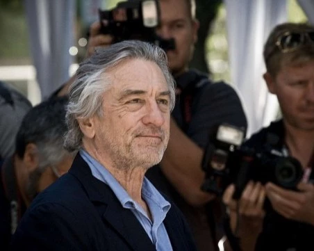 Робър де Ниро се включва в политическо движение, с което да се бори срещу Тръмп