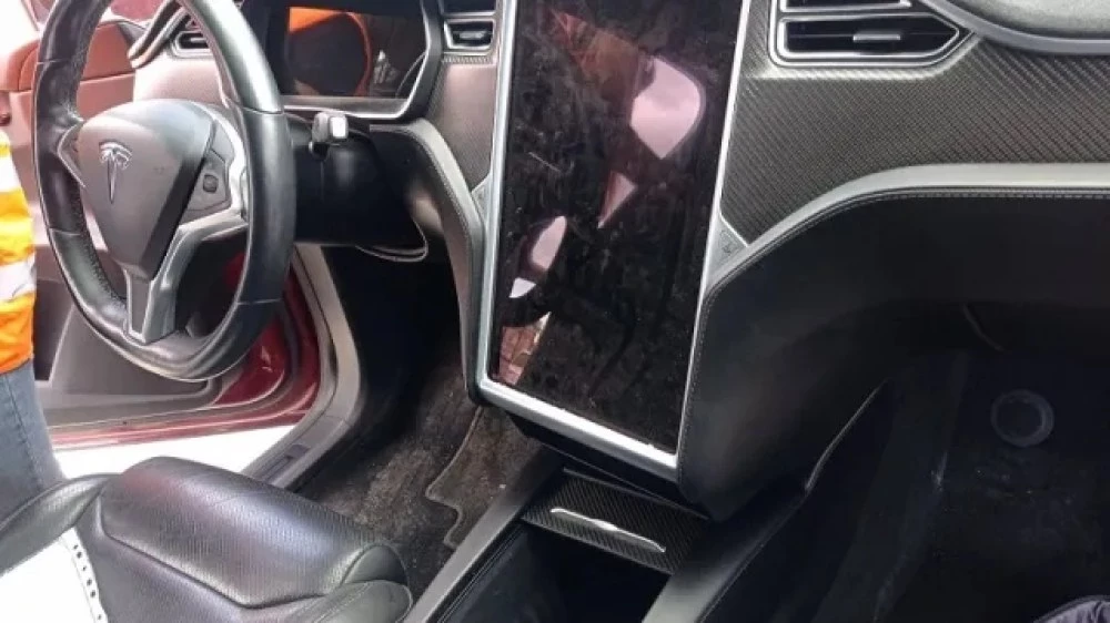 Гърция разкри измама за укриване на ДДС чрез българска фирма, продавала луксозни автомобили