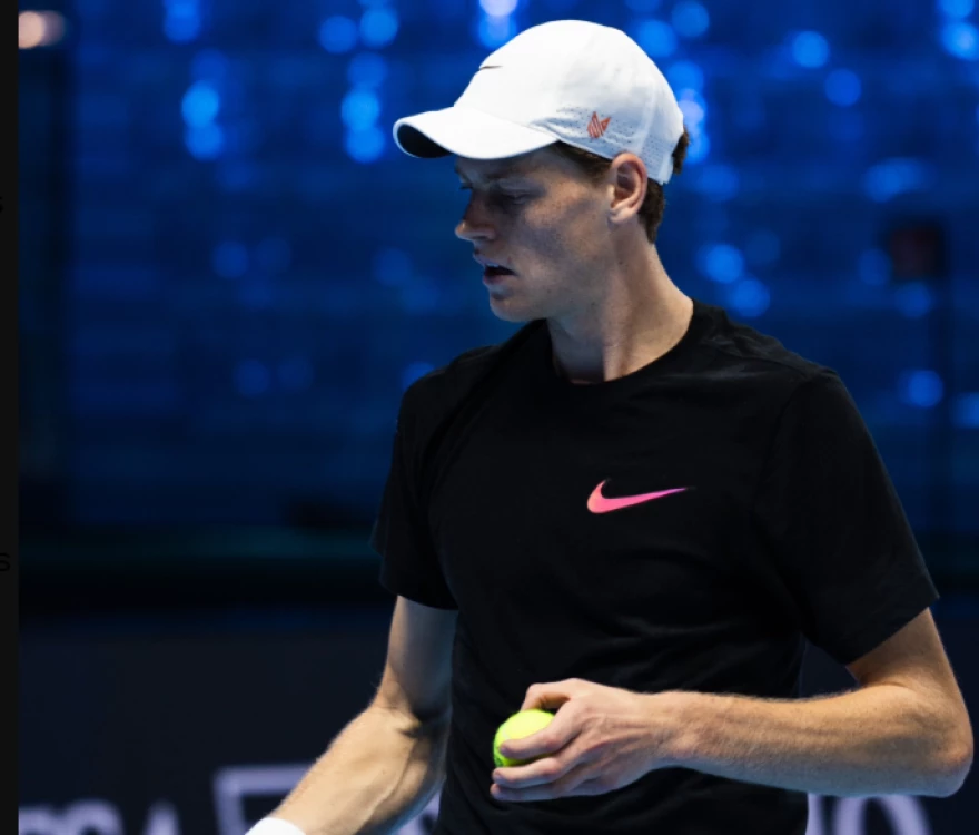 Яник Синер стартира ударно на финалния Мастърс