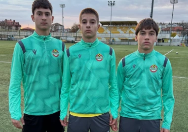 Ботев с трима национали в България U15