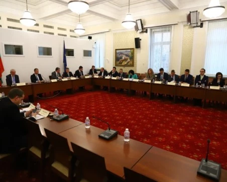 Енергийната комисия в НС преодоля ветото на президента